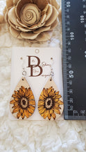 Load image into Gallery viewer, Earring - Sunflower -Style-1
